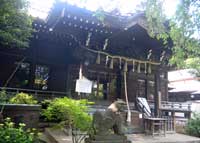 歴史ある白山神社